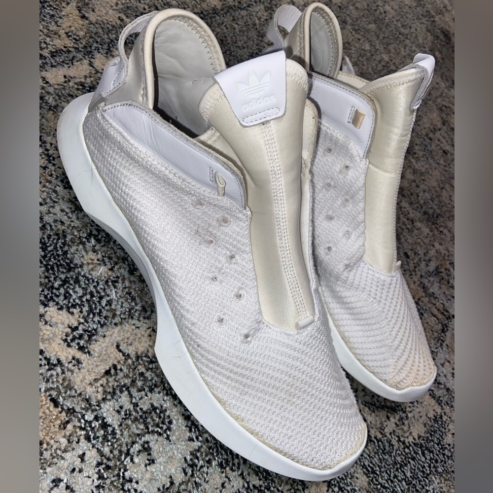 Adidas Tubular Defiant Primeknit in a white or cream colorway. 2015-2017